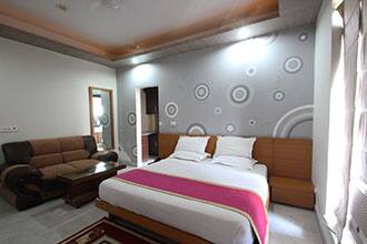 TG Stays HUDA Market, Gurgaon 3